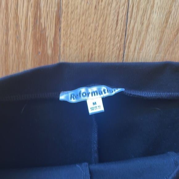 Reformation M black Leia slit ankle stretch pants side zip pant great pre owned - Picture 3 of 5